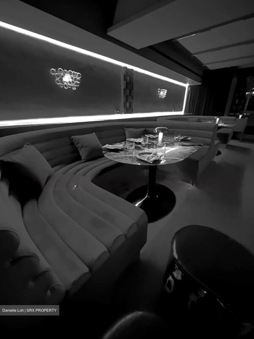 Samsung Hub (D1), Retail #498169911